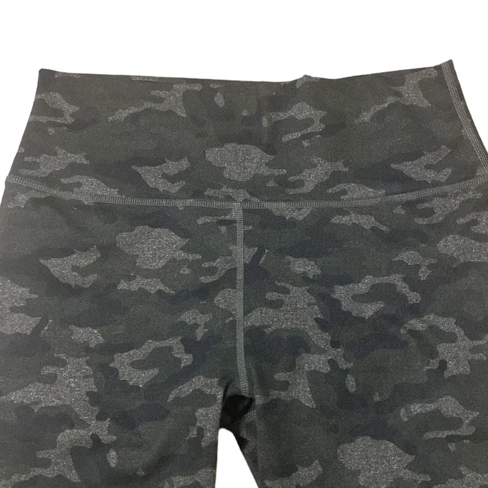 Fabletics powerhold high